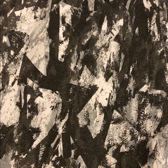 Patterned Nike Leggings - Picture 3 of 5